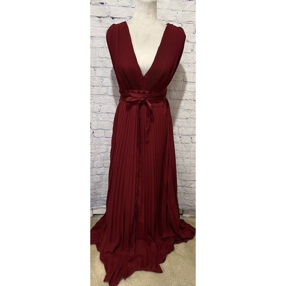 ASOS DESIGN pleated cami maxi dress with satin wrap waist in burgundy Size 10 - Picture 3 of 12
